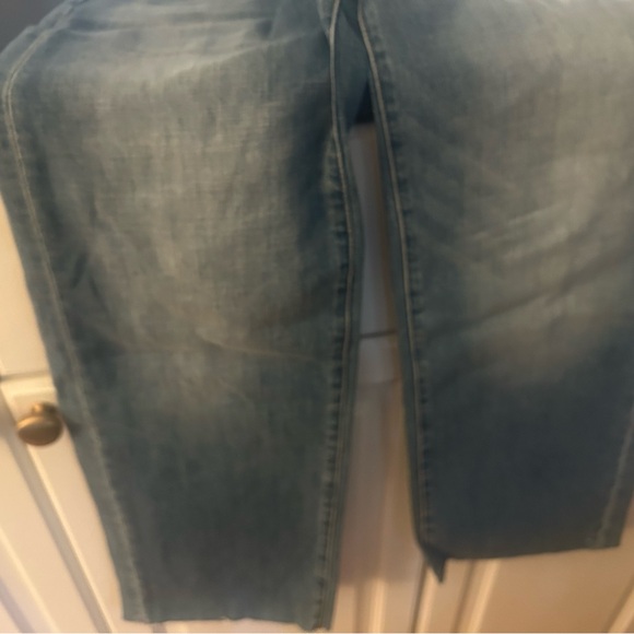 Women’s Blue Jeans - Picture 6 of 6